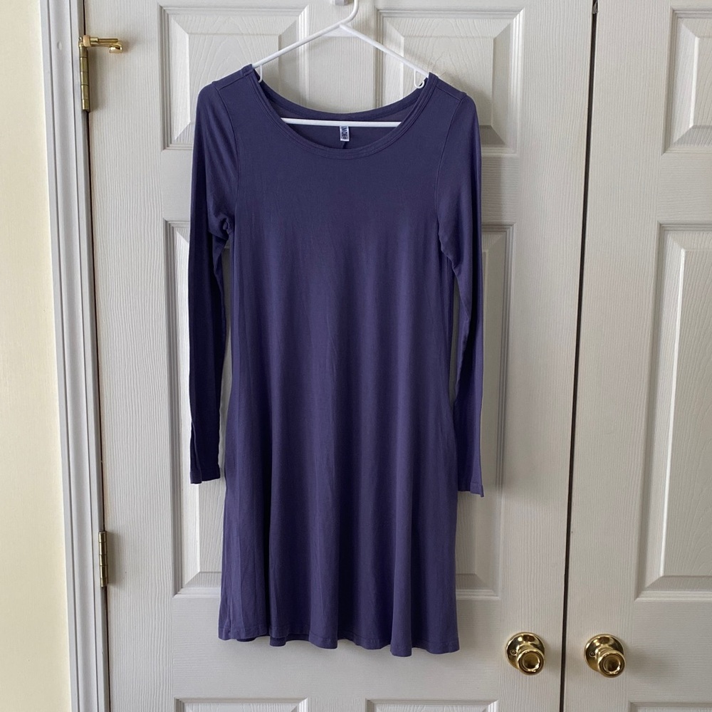 Chic Long Sleeve Dress in Deep Purple